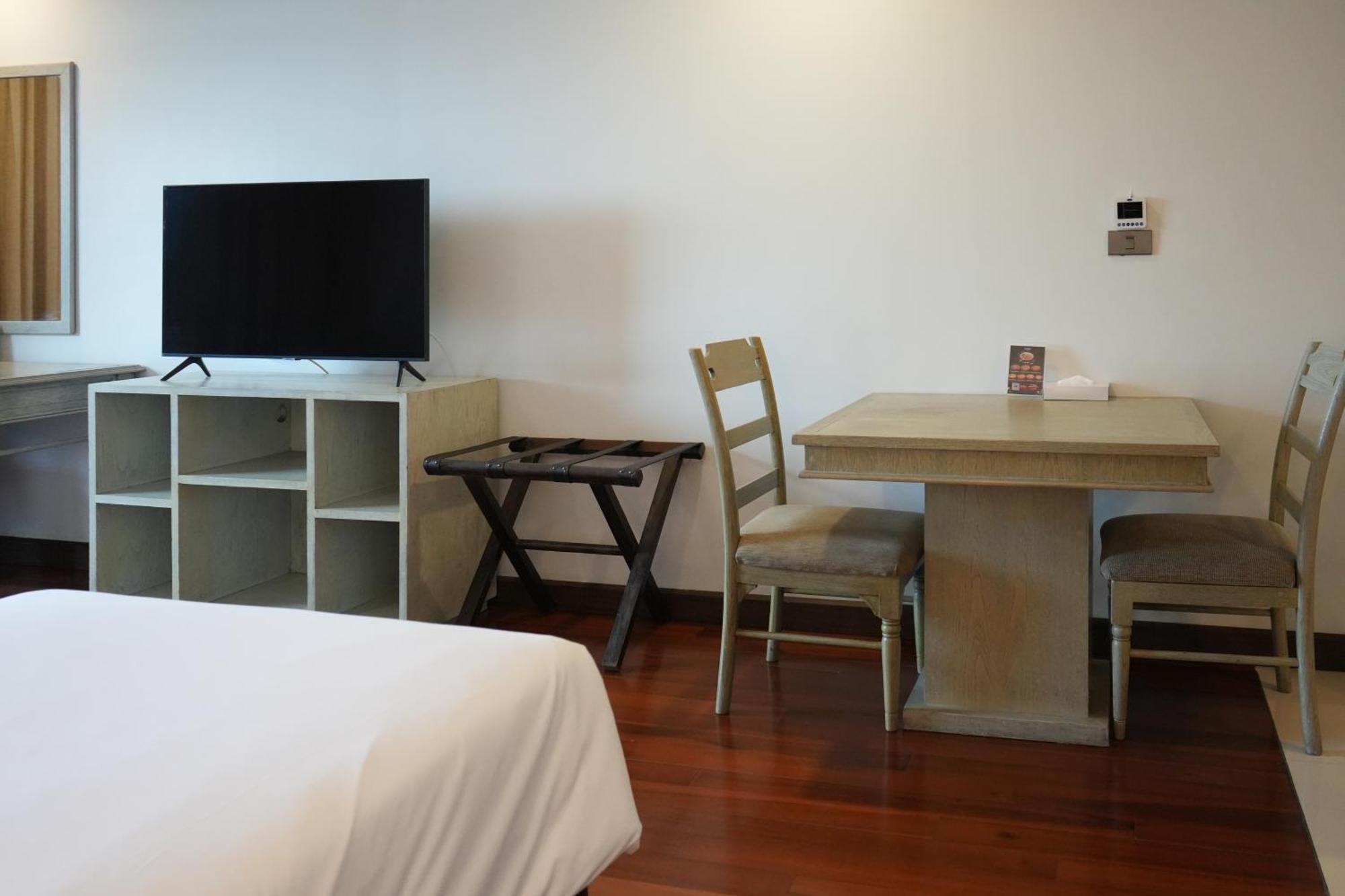 Royal Suite Hotel Bangkok Buitenkant foto