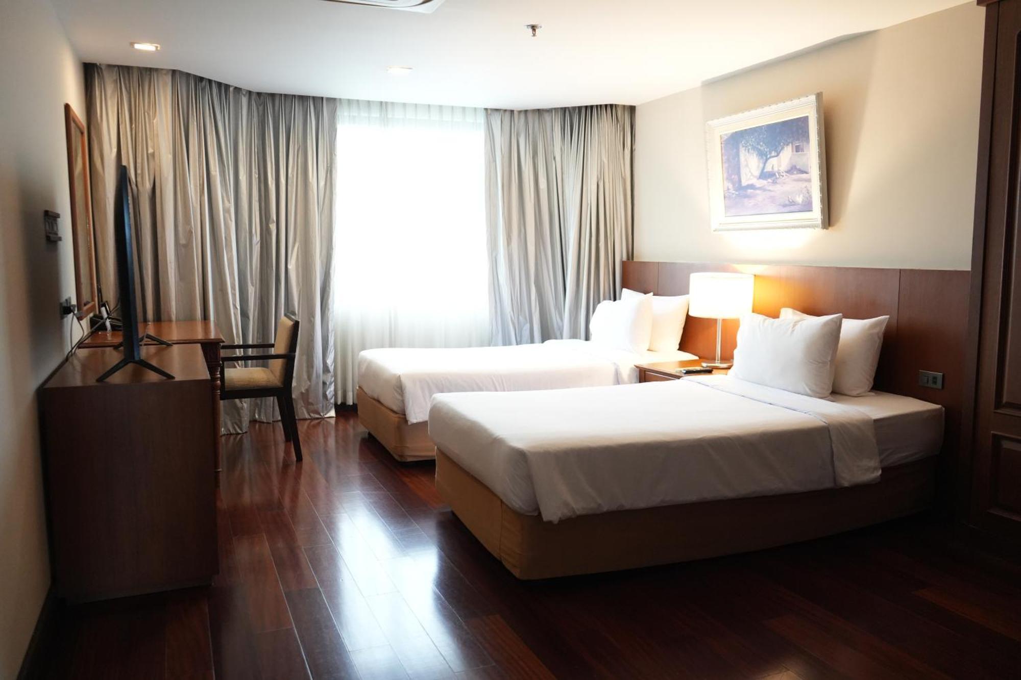 Royal Suite Hotel Bangkok Buitenkant foto
